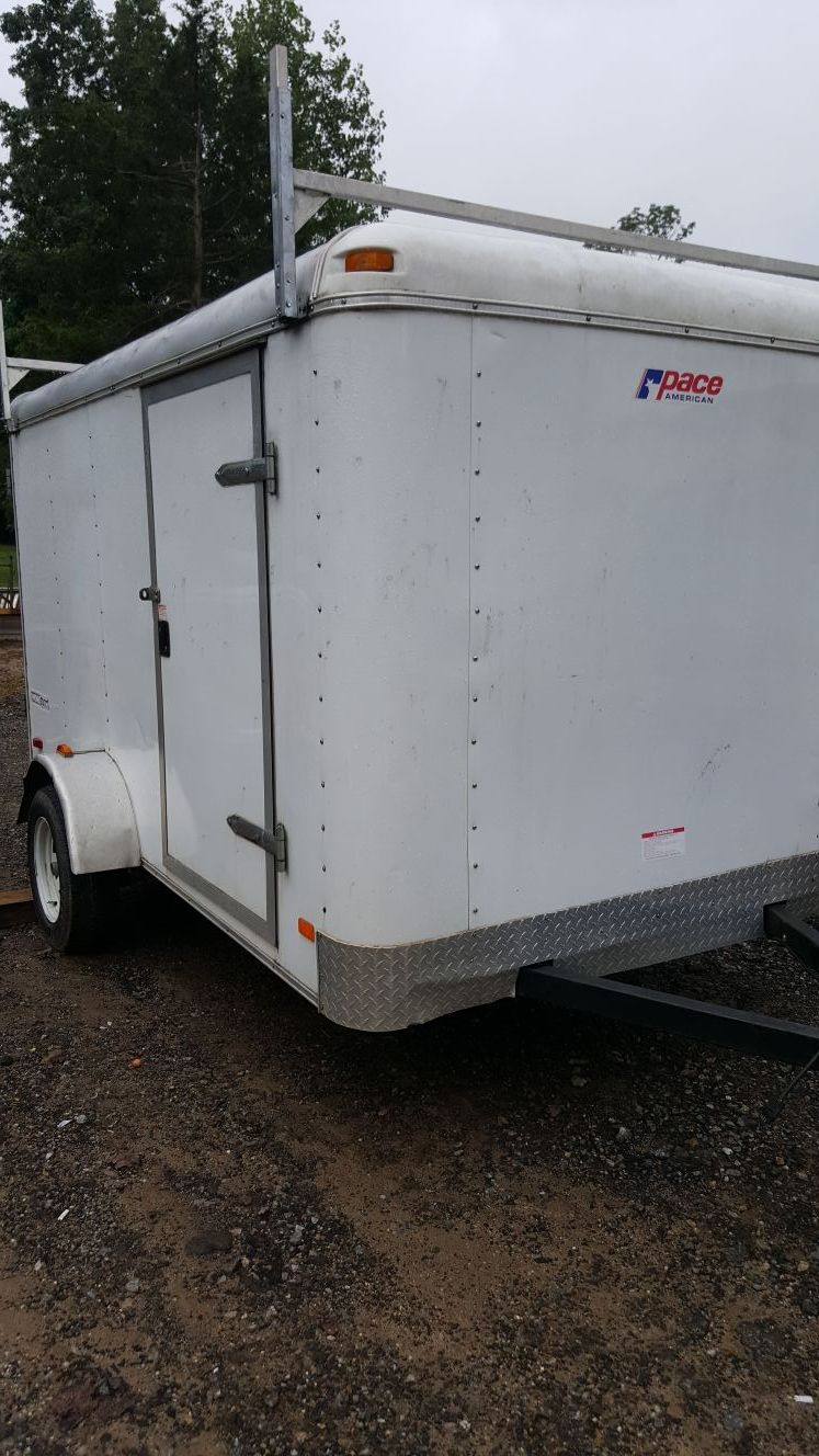 6x10 enclosed trailer