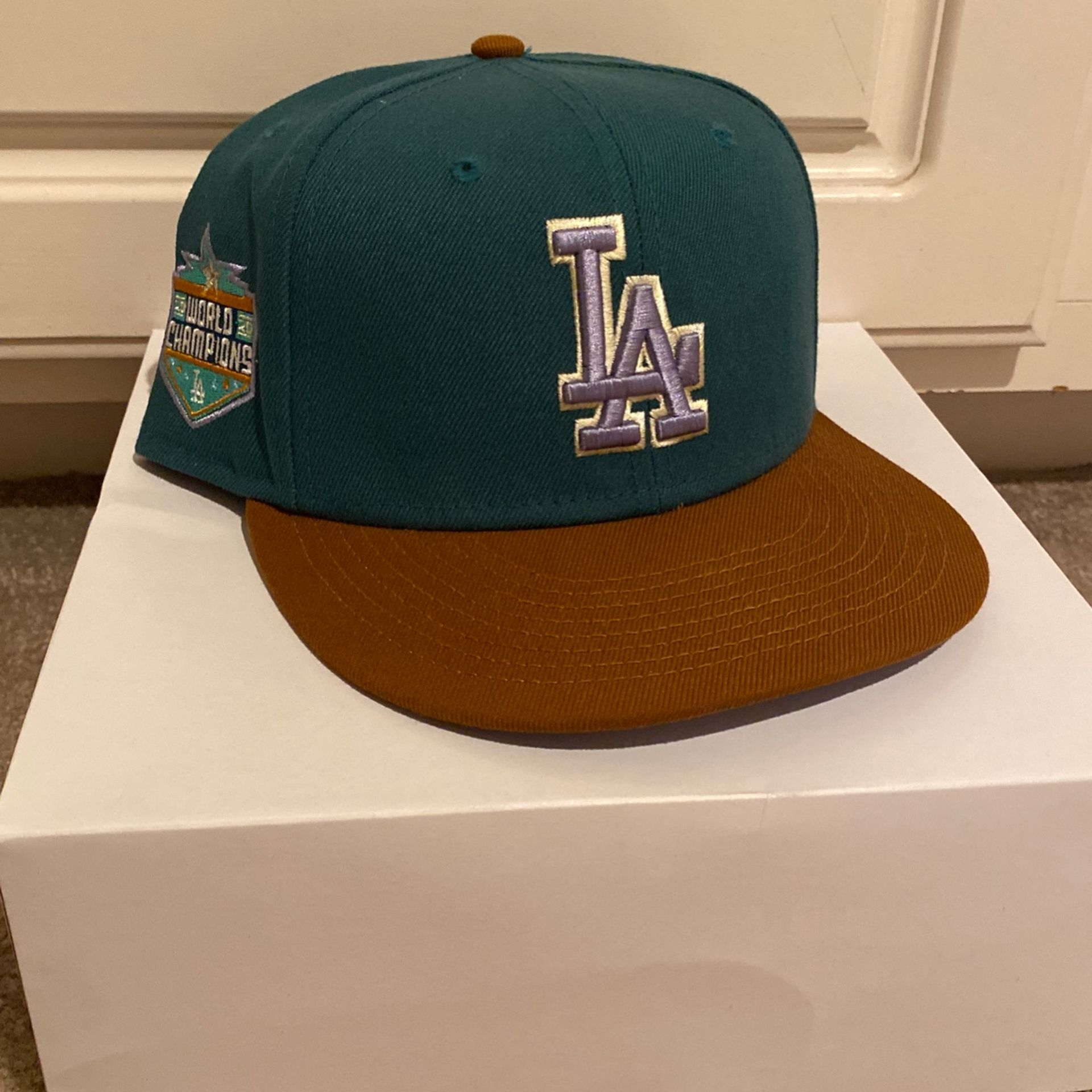 LA Dodgers New Era 2020 World Champions Patch Baseball Hat