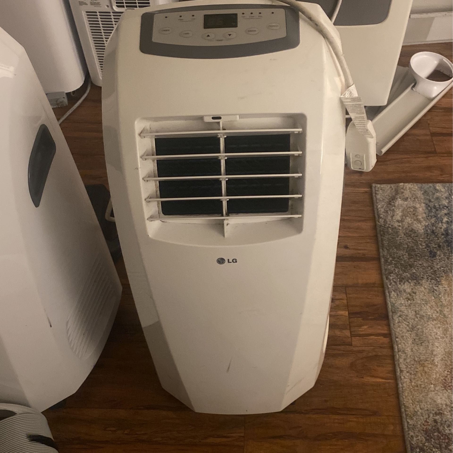 LG Air Conditioner 10,000 BTU Air Conditioner 