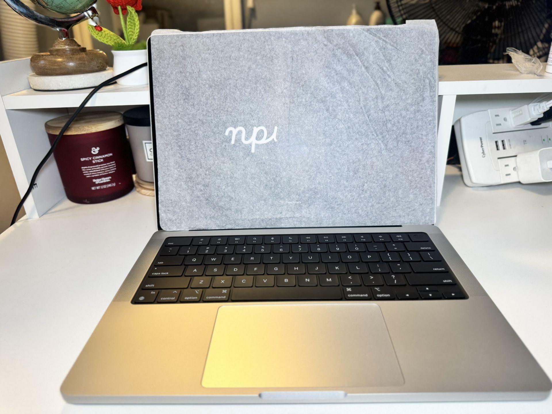 Apple MacBook Pro 14-inch Laptop - Apple MacBook M4 Max Chip Built for Apple Intelligence - 1TB SSD