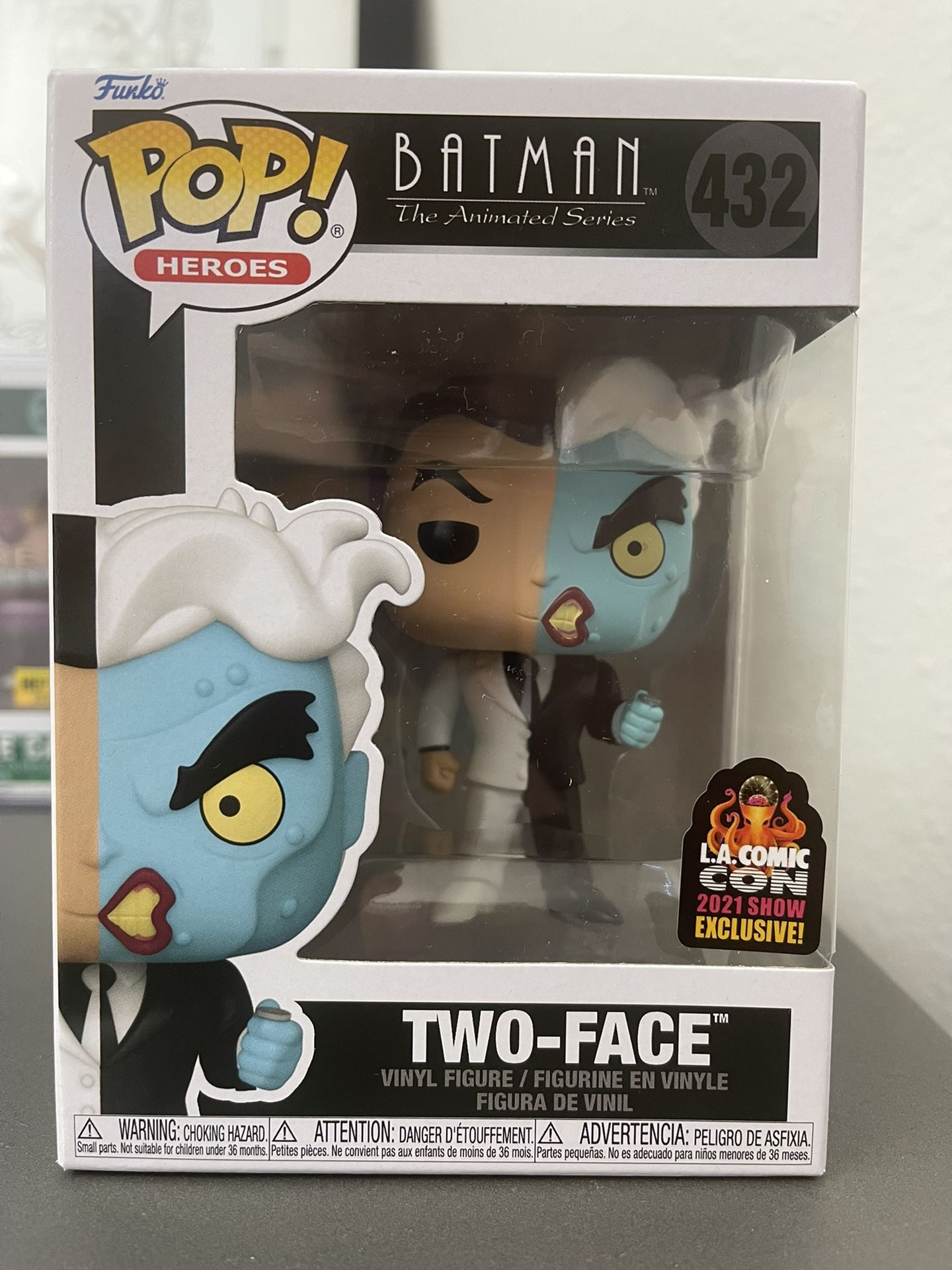 ComicCon L.A. x FUNKO EXCLUSIVE #432 TWOFACE