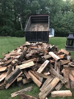 Firewood Seasoned 200.00 a cord Free Delivery Local areas