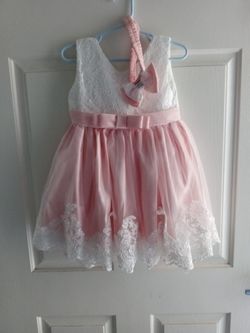 Toddler  Pink And White Dress Size 3 T