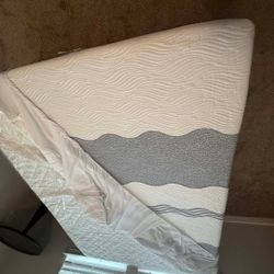 Full Bed Mattress,Boxspring & Frame NEW