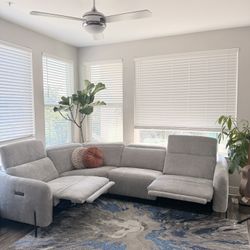 Like new Sofa, Reclines