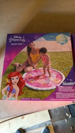 Disney princess splash mat