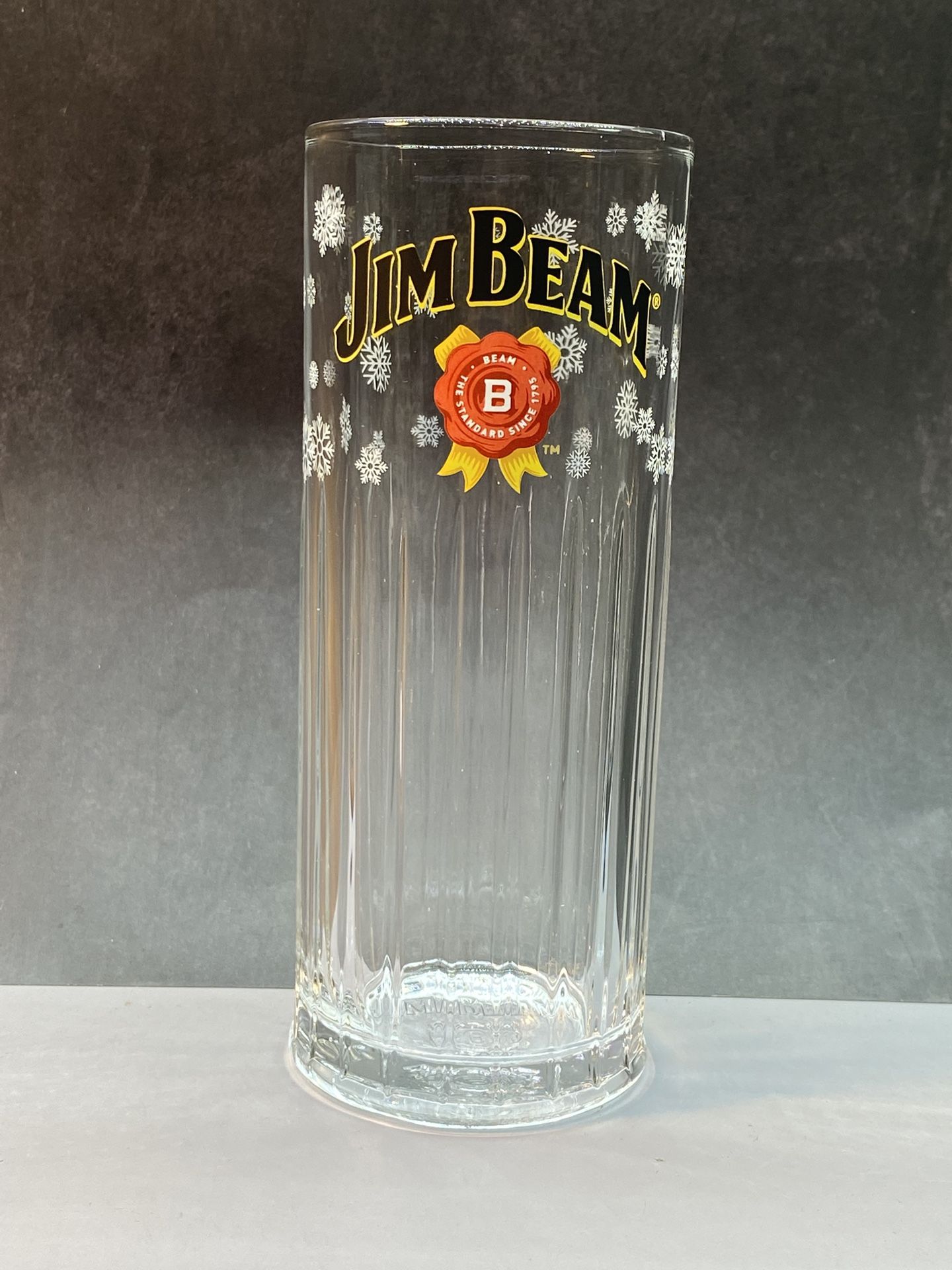 (1) Nice Jim Beam Kentucky Bourbon Highball Ribbed Glasses 6.25” Tall Snowflakes 2022. Thick glass. Excellent condition.