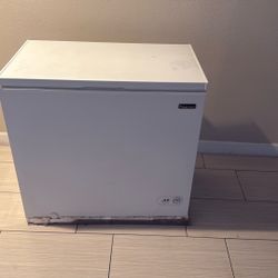 Magic chef freezer