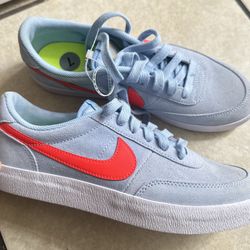 Nike Shoes Size 7Y New 