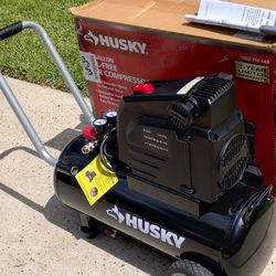 Brand New HUSKY 8 Gal. 150 PSI Portable Electric Oil-Free Horizontal Hotdog Air Compressor with Rubber Wheels and 1-Quick Coupler