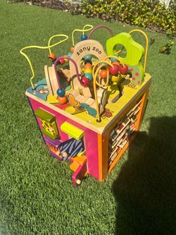 B. Toys Zany Zoo Wooden Activity Cube