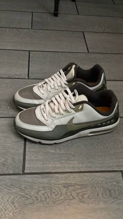 Nike shoes size 11 men