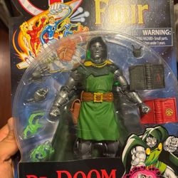 Dr Doom Marvel Legends