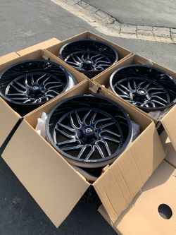 Brand New 24” Fuel Hurricane Wheels Rims For 6x139 (6x5.5) Trucks and SUVs