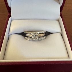 Beautiful 1/3 Carat Diamond Ring. *NEW