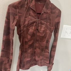 lululemon zip up 