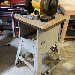 Utility Stand w/ Wheels