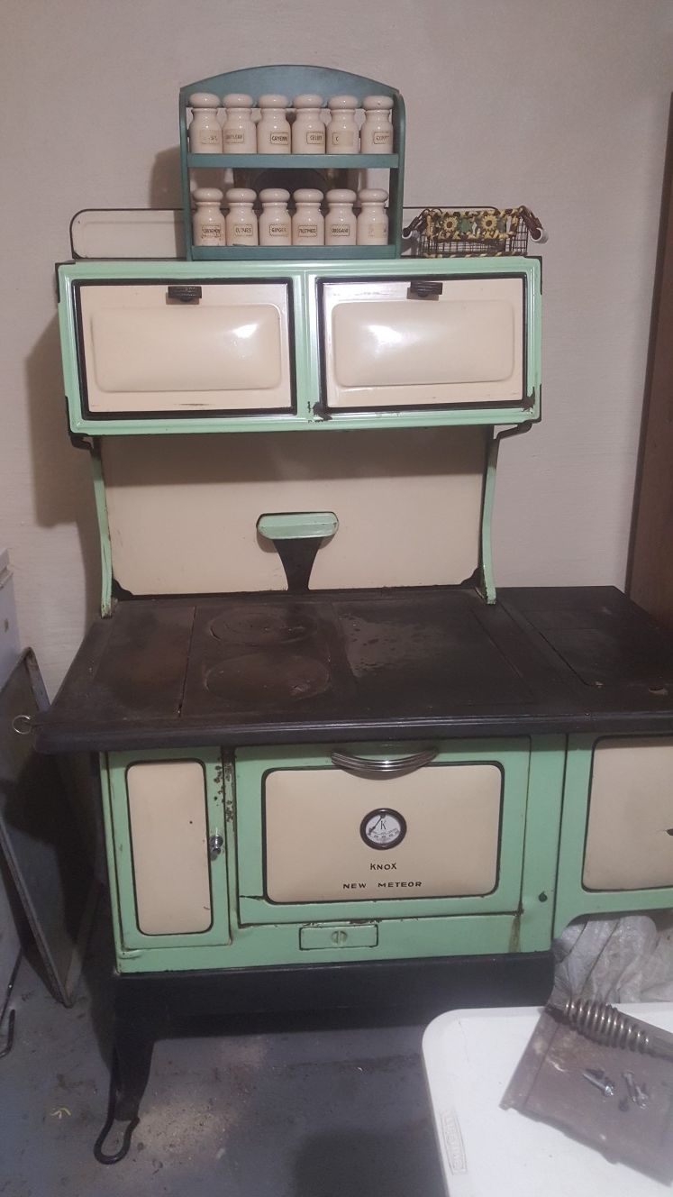 Antique Wood and Coal Cook Stove for Sale in Knoxville, TN - OfferUp