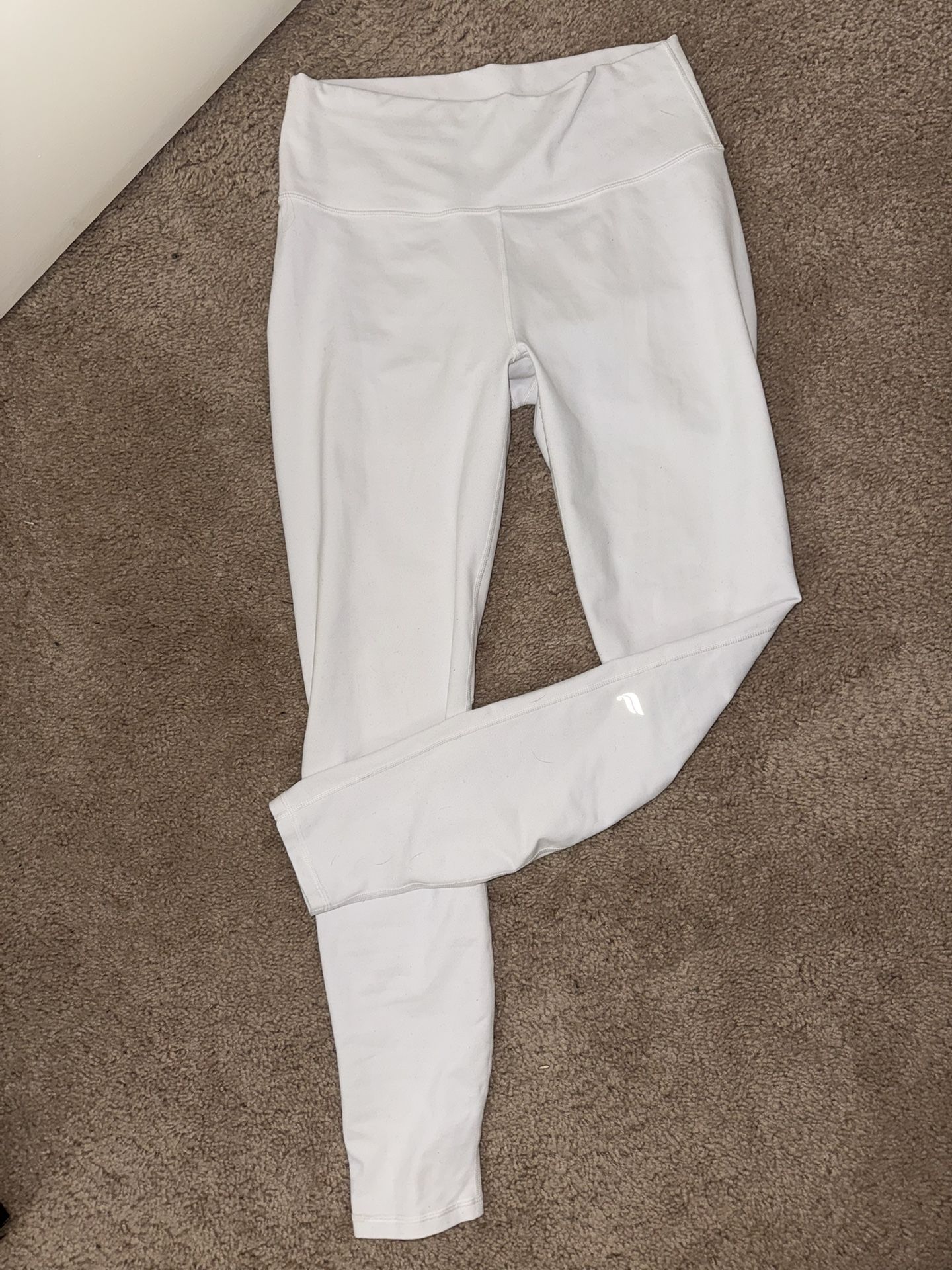 White Fabletics Powerhold Leggings