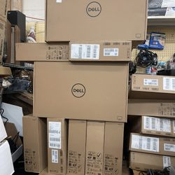 Brend new Dell 24 Monitor - P2422H - Full HD $150 Each 