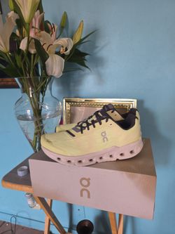Cloudgo size 11 M