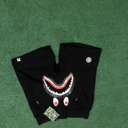 Bape Shorts Small Large (Bad Pictures)Esells_turlock on instagram 