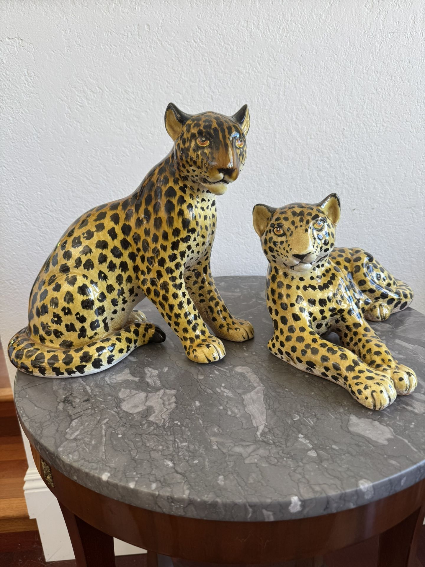 Pair of Hand-Painted Italian Ceramic Leopards - Vintage Decor