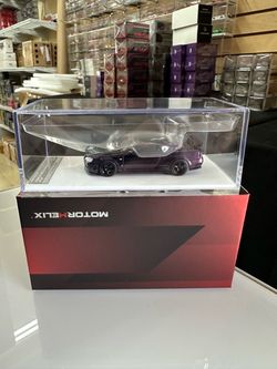 NISSAN SKYLINE GT-R R34 MIDNIGHT PURPLE HOOD OPENS 1/64 CAR BY MOTOR HELIX