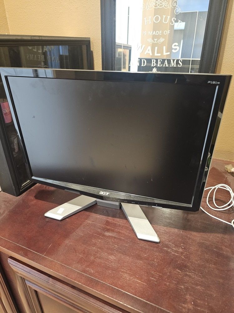 Free PC Monitor 19 Inch
