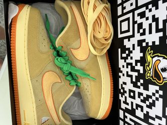Oregon Duck Air Force one size 12
