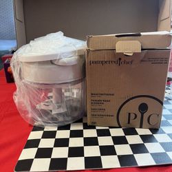 New Pampered Chef “Food Processor” 