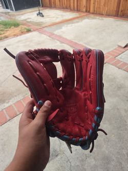 Wilson A4550 size 11.1/2