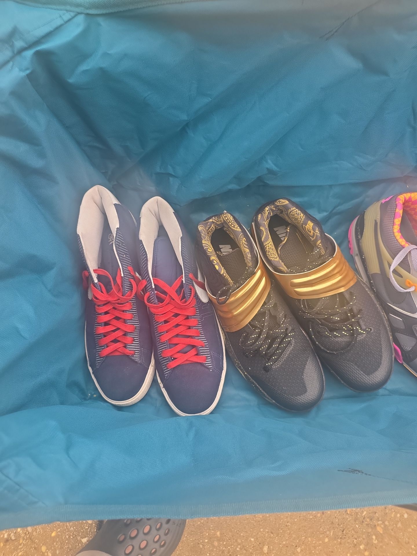Nike shoes