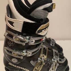 Salomon Idol  Ski Boots. Women Size 25