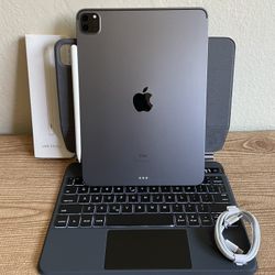 iPad Pro 11” (M2 chip / 2022 model) 4th Generation 128GB with keyboard case and stylus pen