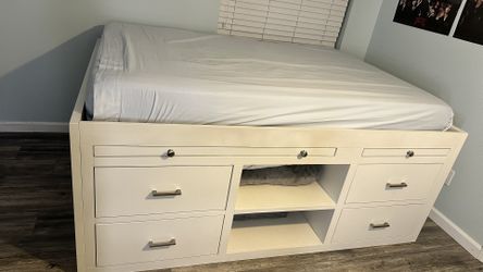 Full Size Storage Bed With Mattress 