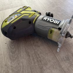 Ryobi Fixed Base Trim Router