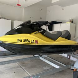 SEADOO 2004 GTX SUPER CHARGE JET SKI 29 HOURS NEW BATTERY READY