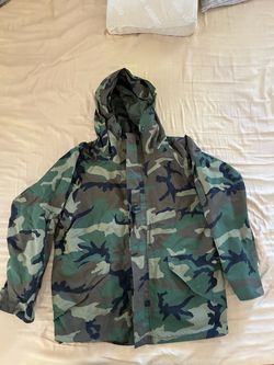 US Military Cold Weather Hooded Parka Large Regular 8415-01-(contact info removed) Gore-seam