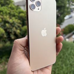 Factory Unlocked iPhone 11 Pro Max 64GB Gold.