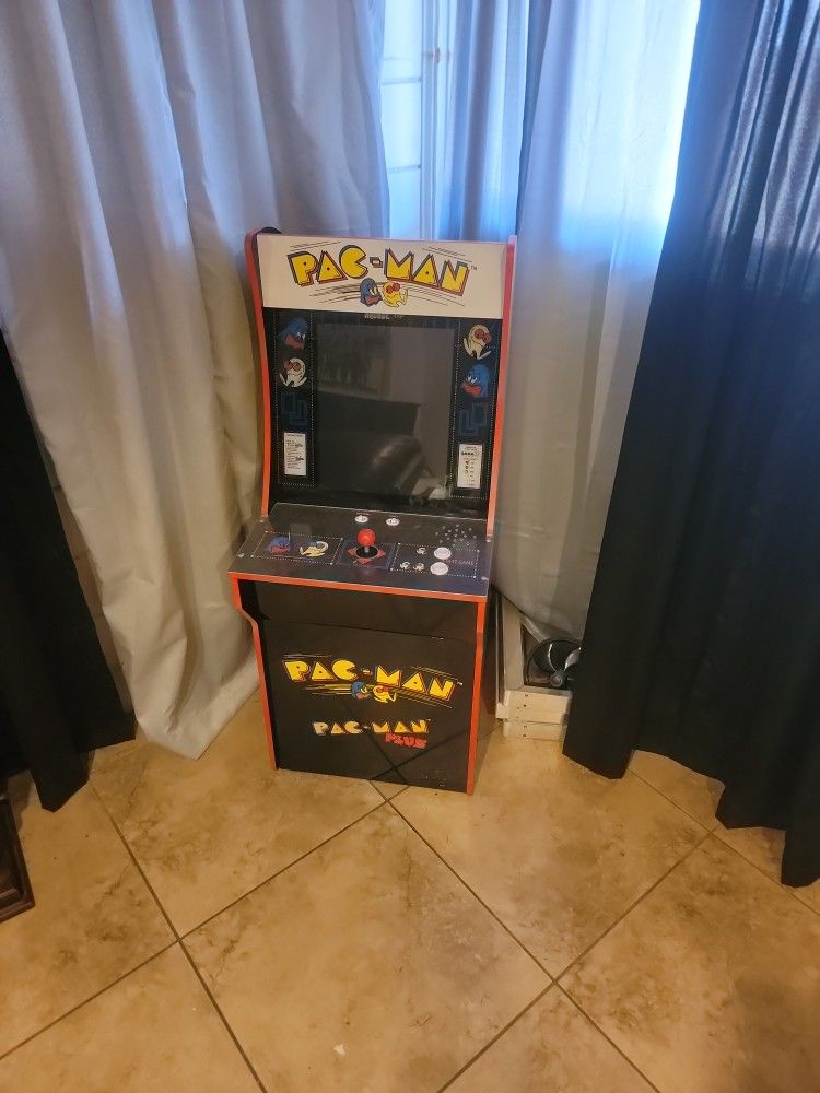 PAC-MAN arcade 1up