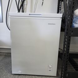 Chest Freezer 5.0 cu ft