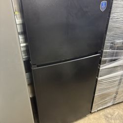NEW Midea refrigerator Top Freezer “black” 