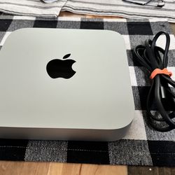 Mac mini m2 8gb