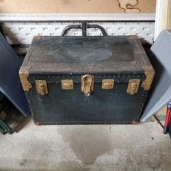Old Military Foot Locker Trunk