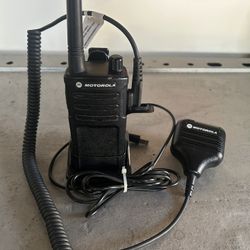 Motorola  RMU2040 Radio