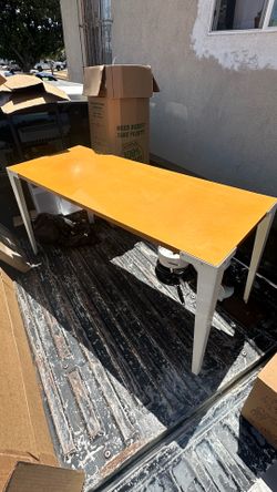 STURDY AND STRONG SIDE TABLE