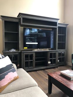 Rc willy wall unit
