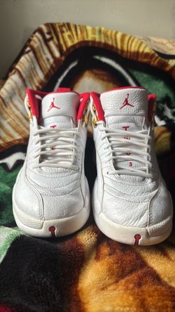 Nike Air Jordan 12 White Red Gold size 10.5