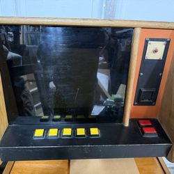 Wells Gardner 13K4806 13" Screen Tabletop Arcade